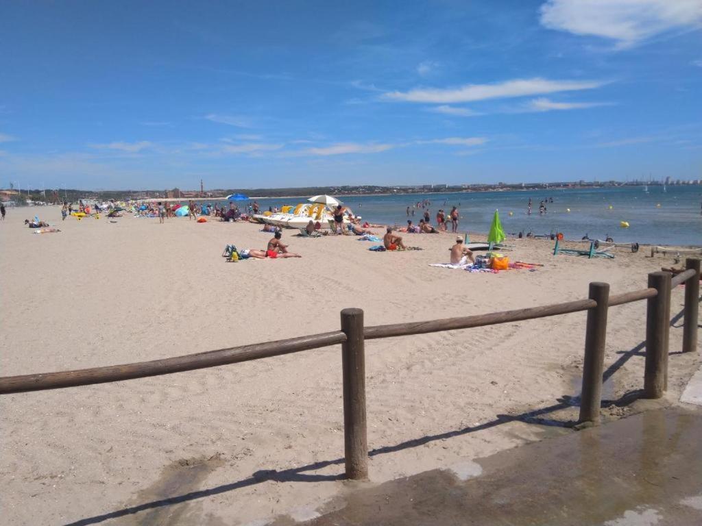 Appartement Meuble Bord De Mer Fos Sur Mer Fos-sur-Mer Luaran gambar